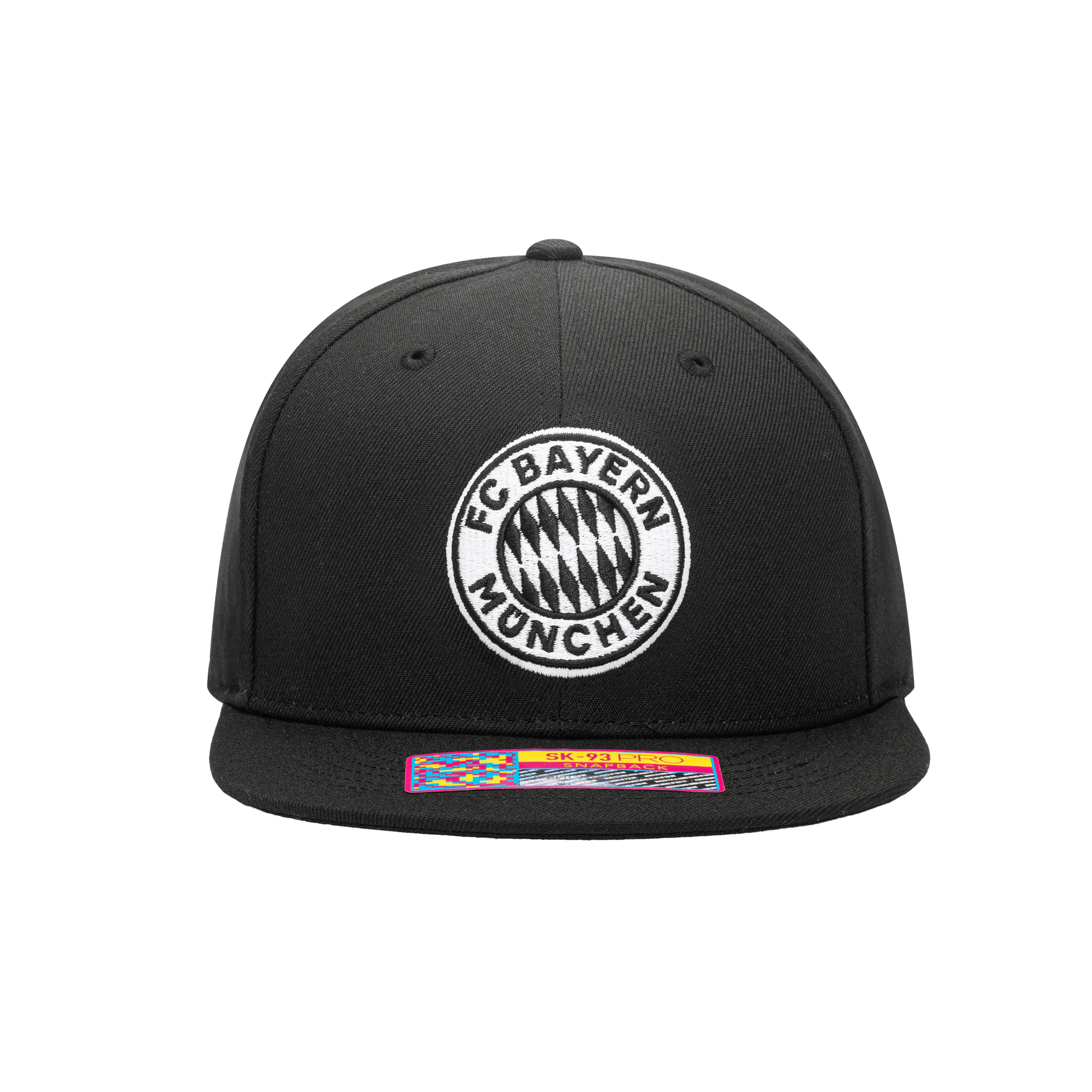 Front view of the Bayern Munich Hit Snapback with high crown, flat peak, and snapback closure, in black.