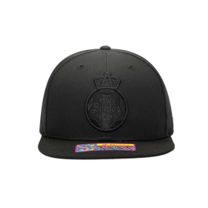 Front view of the Santos Laguna Dusk Snapback in black, with high crown and flat peak.